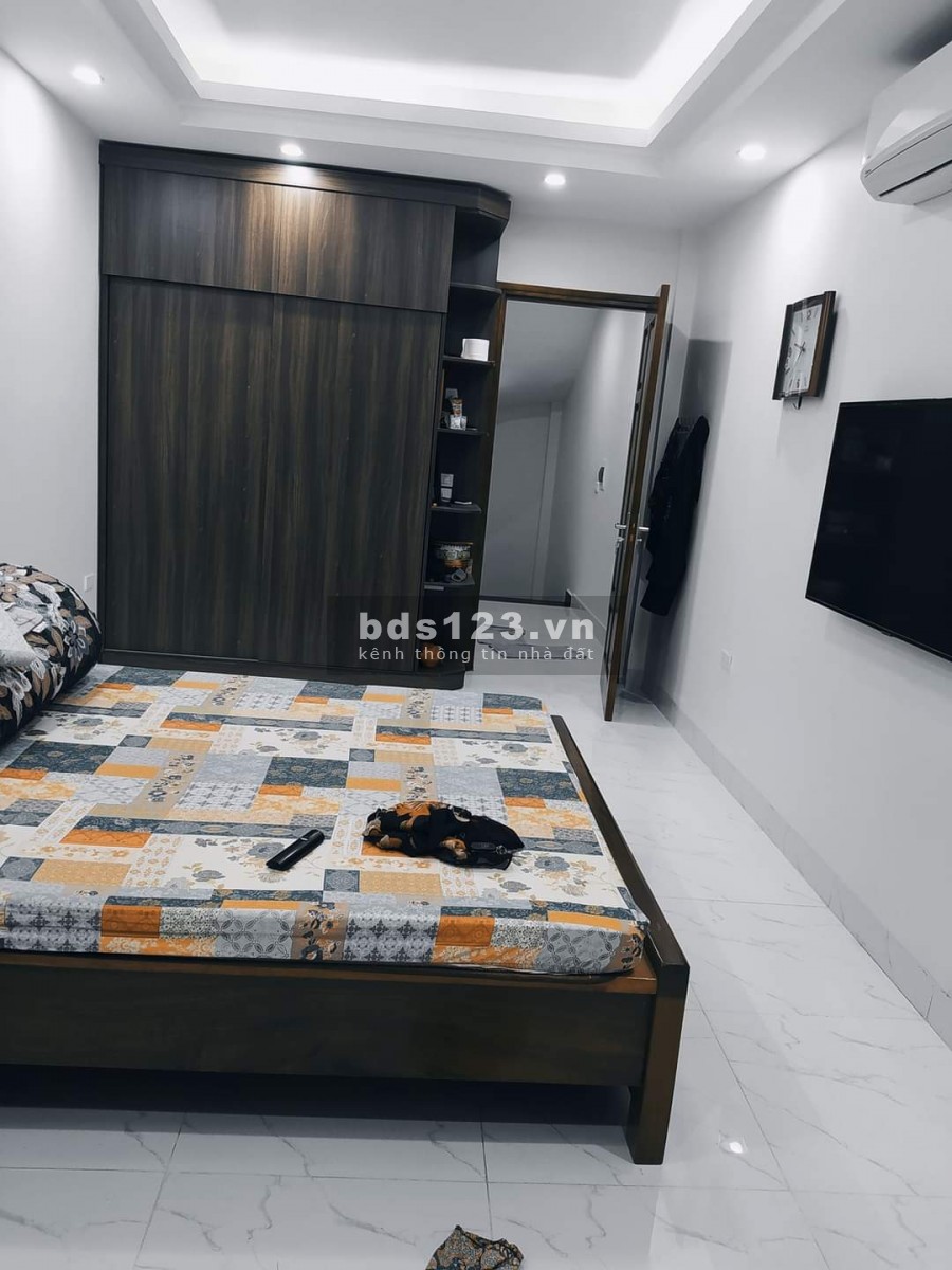 HÀM NGHI OTO ĐỖ CỬA KINH DOANH 40M2 5 TẦNG giá 5ty