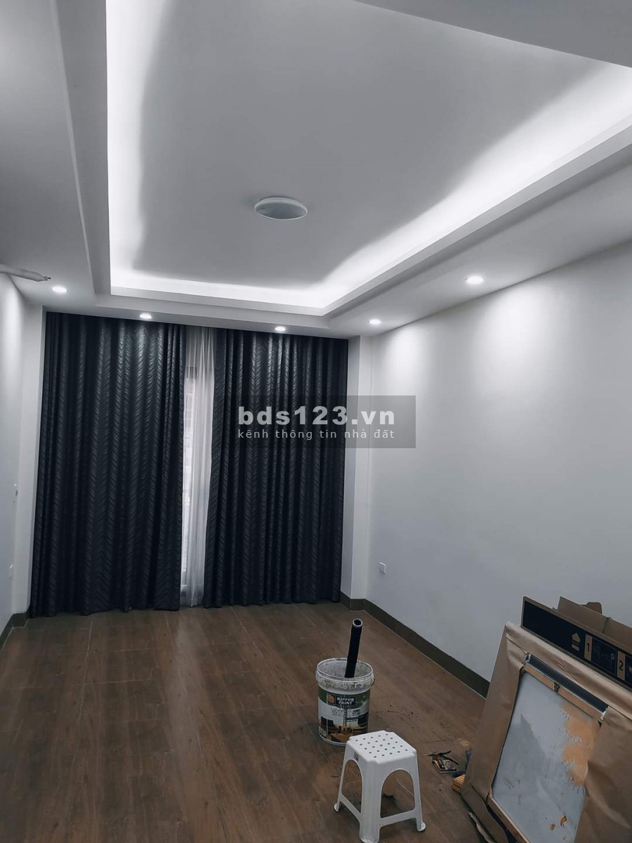 HÀM NGHI OTO ĐỖ CỬA KINH DOANH 40M2 5 TẦNG giá 5ty