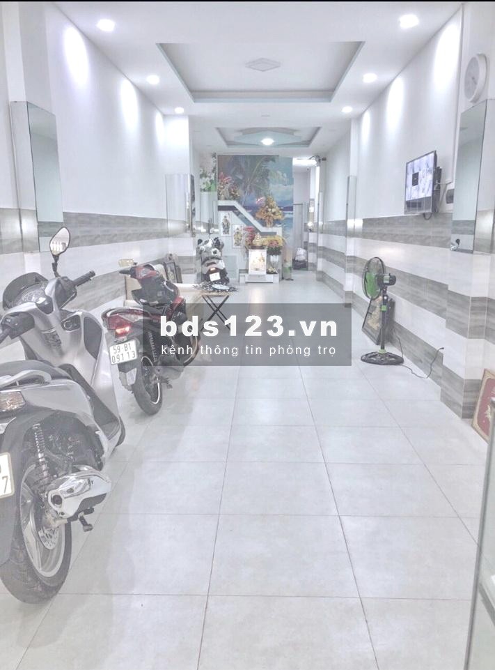 Cho thuê căn hộ mini full nội thất mặt tiền đường Dã Tượng P.10 Q8