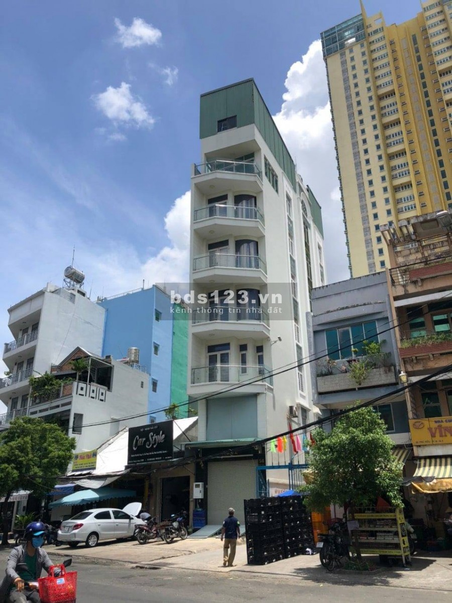 Nhà Mặt Tiền Quận 5 diện tích khủng tiện kinh doanh Gía 18.5 Tỷ