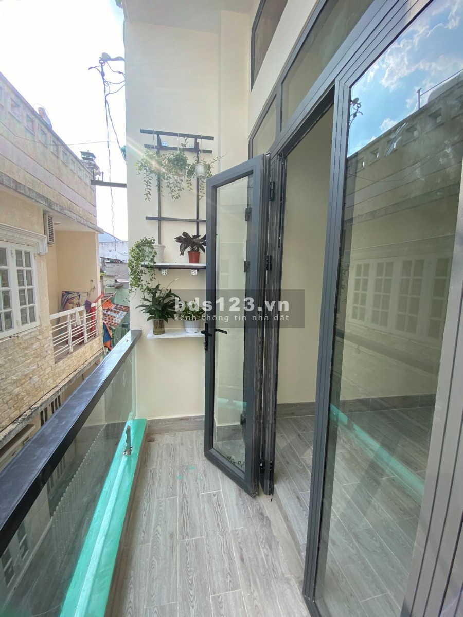 Nhà Hẻm Mới Cực Đẹp, 3 Tầng 27m2, 3.3 Tỷ Ngay Cạnh 1.