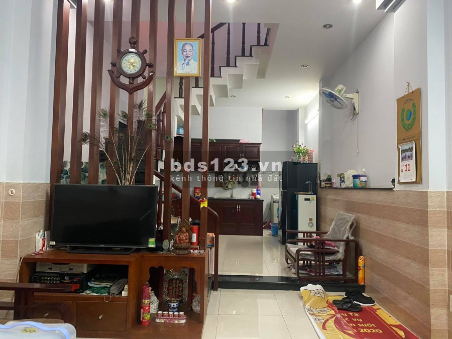 GIẢM SỐC nhà HXH Lạc Long Quân, Quận 11, 45m2 chỉ 5 tỷ 7