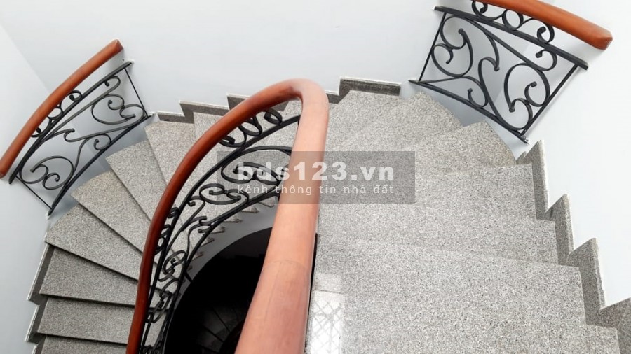 Ko thể rẻ hơn nhà 3 tầng 95m2 ngang khủng 7m đường Tôn Đản Phường 15 Quận 4 giá 7 tỷ 5