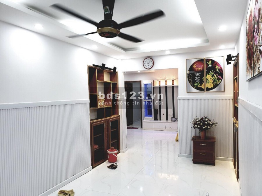 BÁN NHÀ HXH 7m Lạc Long Quân P.8 Tân Bình, 3T, BTCT. Chỉ 6 Tỷ