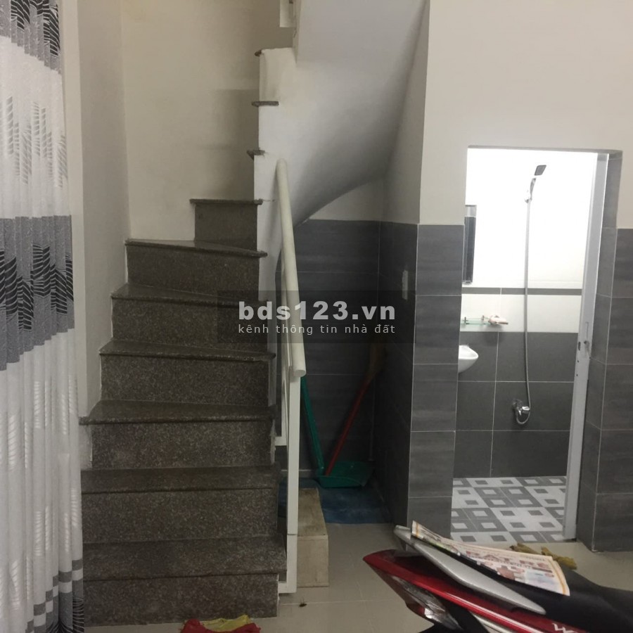 Chỉ 2.9 tỷ Dt 20 m2 5x4, 2 lầu, nhà đẹp