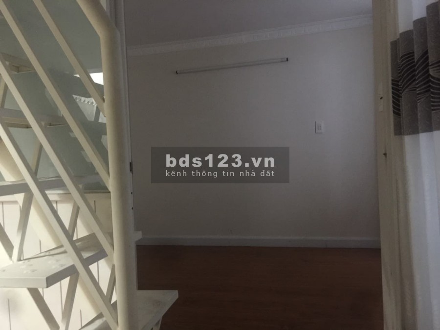 Chỉ 2.9 tỷ Dt 20 m2 5x4, 2 lầu, nhà đẹp