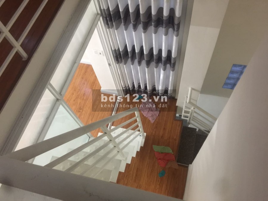 Chỉ 2.9 tỷ Dt 20 m2 5x4, 2 lầu, nhà đẹp