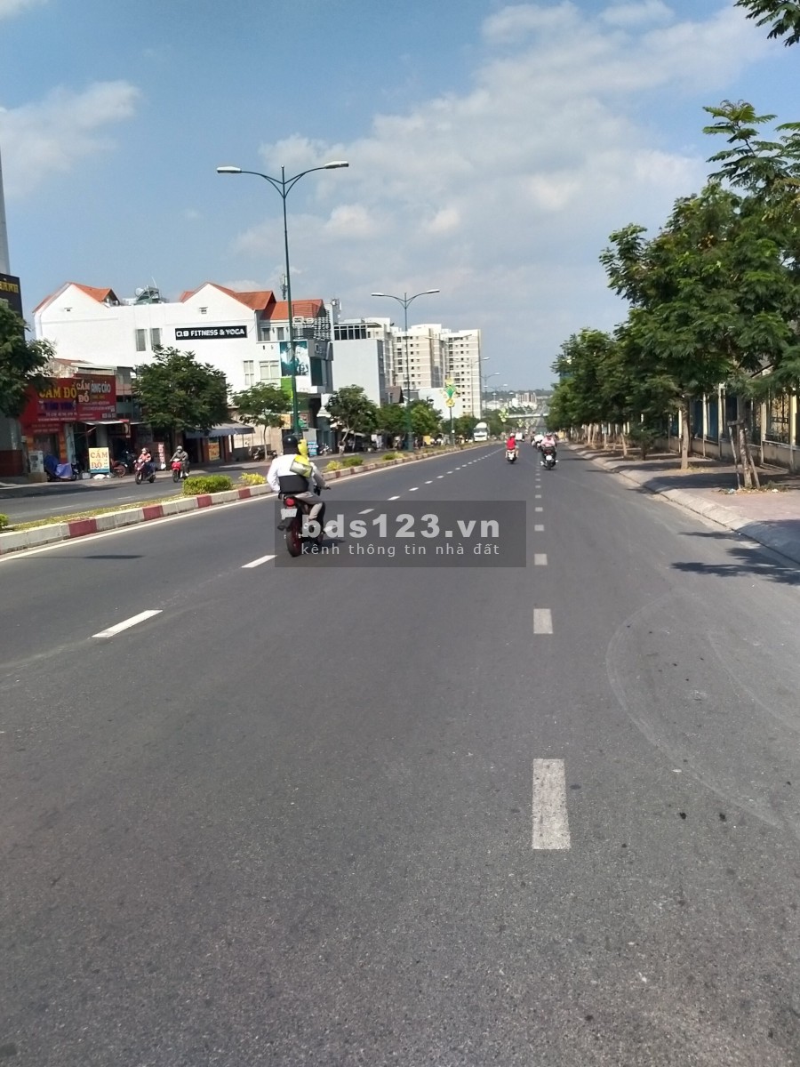 Chủ đầu tư bán 30 nền đất Trong KDC Gia Hòa, Phường Phước Long B, Quận 9 Giá 2.5 tỷ/ nền 90m2. Sổ hồng riêng