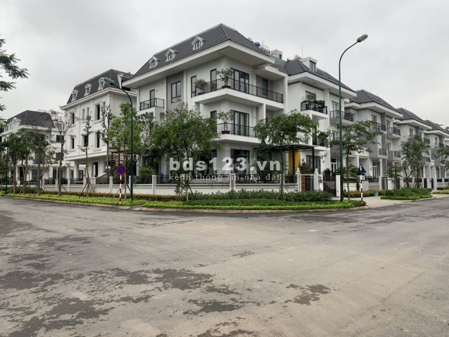 Đại gia hàng đầu HN livertream bán nhà K-6 ciputra sả nhà đồng giá 131tr/m2
