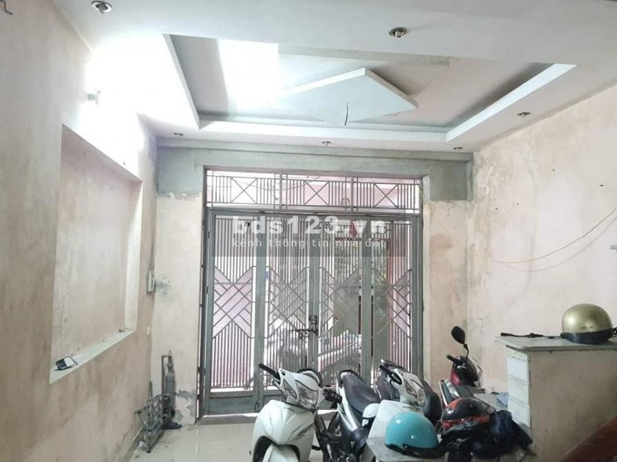 Bán nhà Đại Từ, 45m2x5 tầng, MT 4m, giá 3.3 tỷ(Có thương lượng)