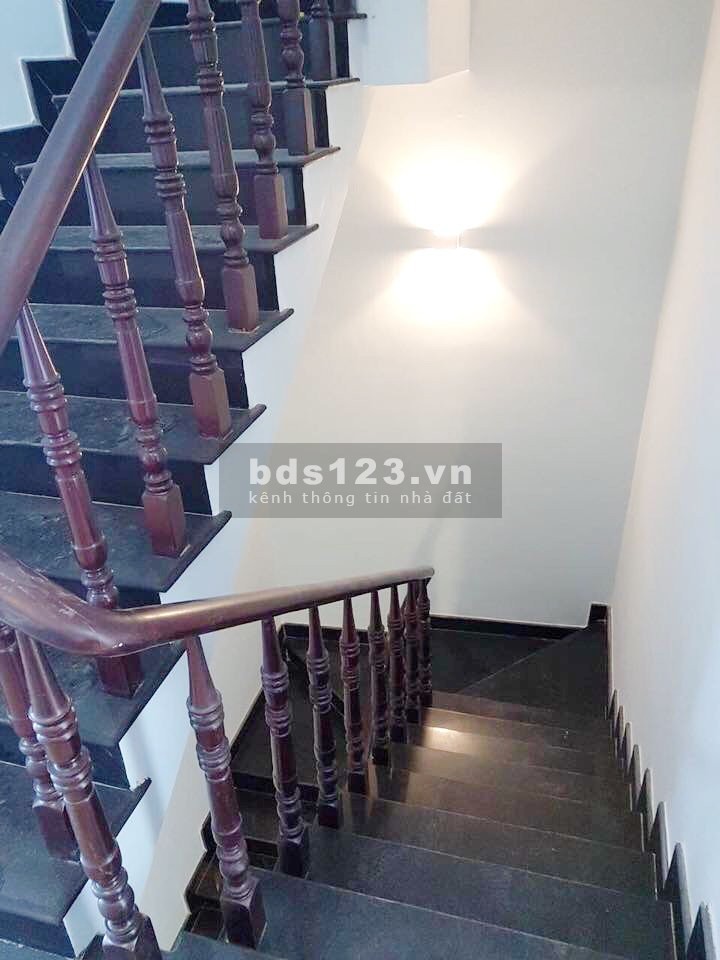 Bán nhà mặt tiền hẻm 141 đường Tám Danh Phường 4 Quận 8 - Mr Vũ Cty BĐS Tâm Điền