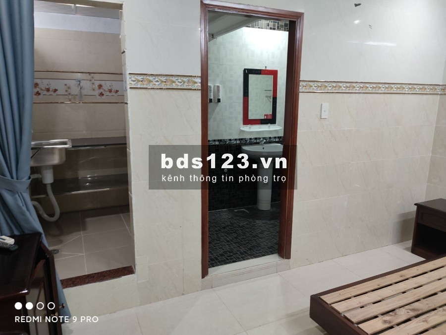 Căn hộ dịch vụ full nội thất giá Chíp Chíp