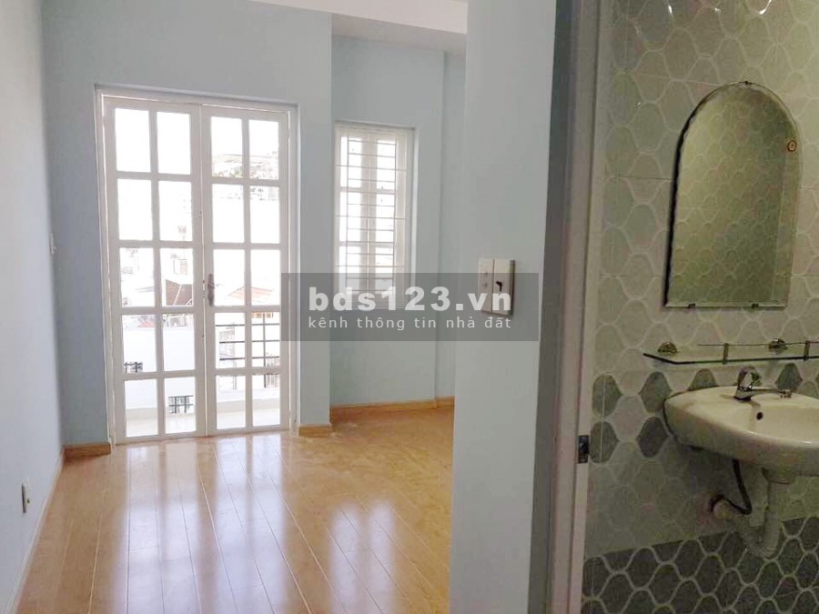 Bán nhà mặt tiền hẻm 141 đường Tám Danh Phường 4 Quận 8 - Mr Vũ Cty BĐS Tâm Điền