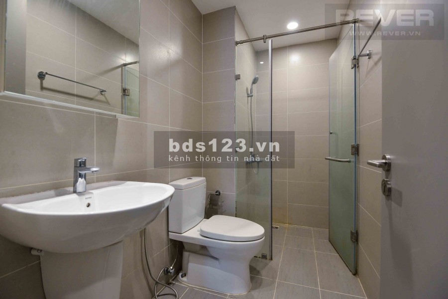 Cần cho thuê căn hộ Gold View Quận 4 dt 68m2 2PN 1WC giá 13.5 triệu.