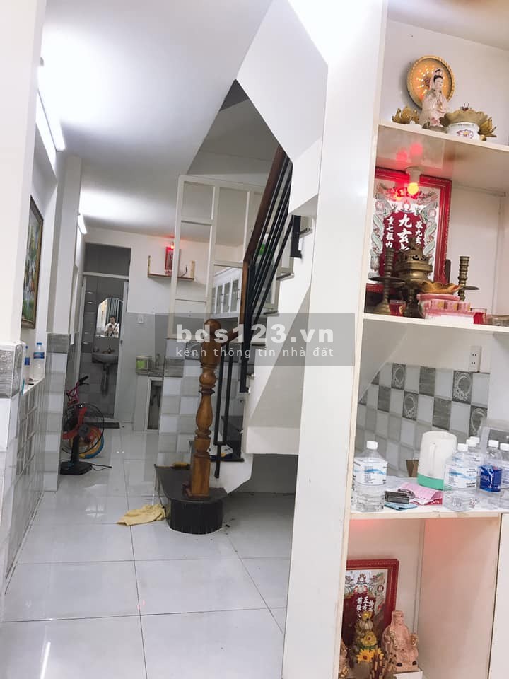 Chỉ 3 tỷ. HXH, nhà 3 tầng, 3PN, Thành Mỹ, Tân Bình
