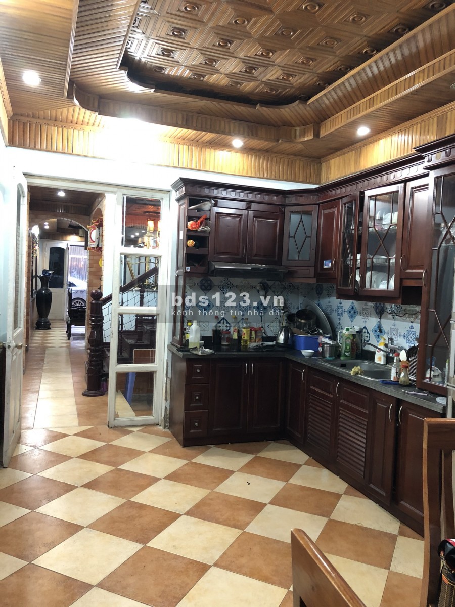 BÁN NHÀ PHỐ NGUYỄN SƠN, LB - 71M2 x 3 TẦNG - Ô TÔ ĐỖ CỬA NHÀ [5.4 TỶ]