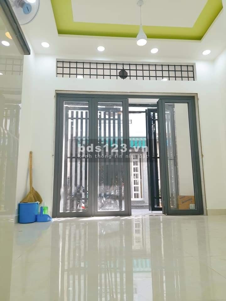 Nhà đẹp GẤP bán, ở ngay trước tết, hẻm 6m, sổ vuông vức, 32m2