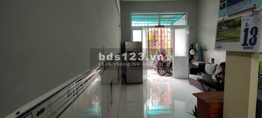 Cần bán gấp nhà 3.3x10m, 1 lầu, giá 1.3 tỷ hẻm Quốc Lộ 50 (gần Nguyễn Văn Linh)