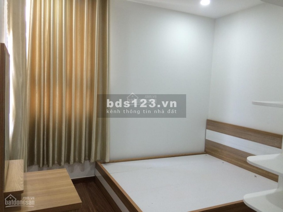 Trống căn hộ Him Lam Quận 9 tầng cao rộng 70m2, 2 PN, giá 9 triệu/tháng, có đủ nội thất, view thoáng