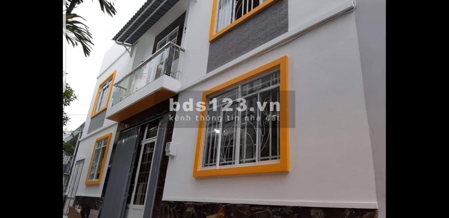 Bán nhà 6.3 tỷ, 4x12m 1 lầu hẻm 4m đường Năm Châu, phường 12, Quận Tân Bình