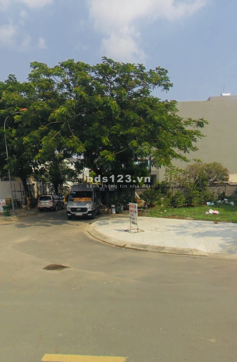 Sang gấp lô đất MT Nguyễn Chí Thanh, P5, Q10, LKề trường PT Năng Khiếu, giá 2.2tỷ/100m2, SHR, thổ cư. 0938274090 Kim