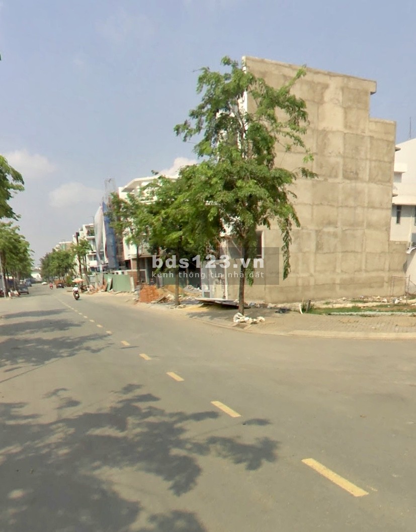 Sang gấp lô đất MT Nguyễn Chí Thanh, P5, Q10, LKề trường PT Năng Khiếu, giá 2.2tỷ/100m2, SHR, thổ cư. 0938274090 Kim