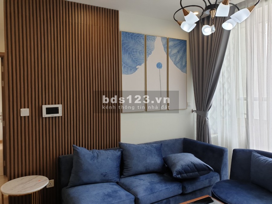 Việt Đức Complex 2 phòng ngủ 80m ban công ĐN 2.3 tỷ 0985800205