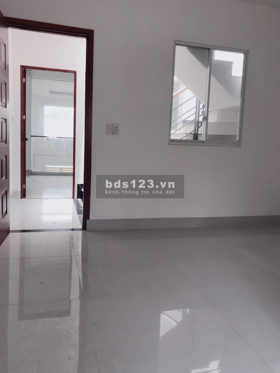 Mặt Tiền Vườn Lài. Quận Tân Phú dt 80m2, 4m x 20m giá chào 8.5 tỷ