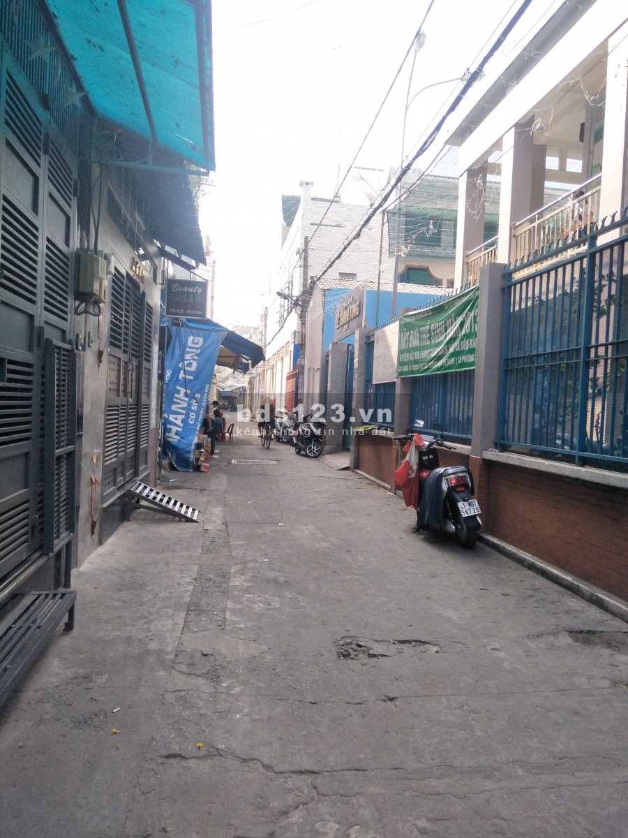 Nhà hẻm xe hơi Khuông Việt 68m2, 2 tầng giá chỉ 5.2 tỷ
