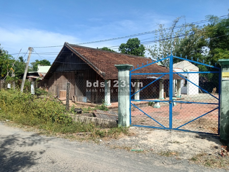 Cần bán nhanh lô đất cuối vị trí đẹp, sổ hồng cầm tay