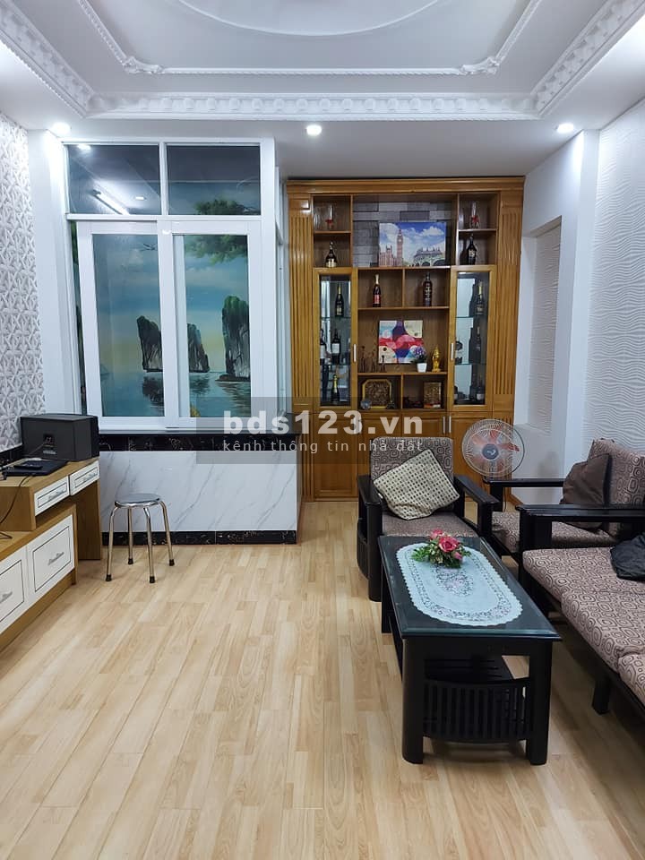 Quận 3 4 tầng 4 phòng ngủ dt 40m2 giá chỉ 3 tỷ 8