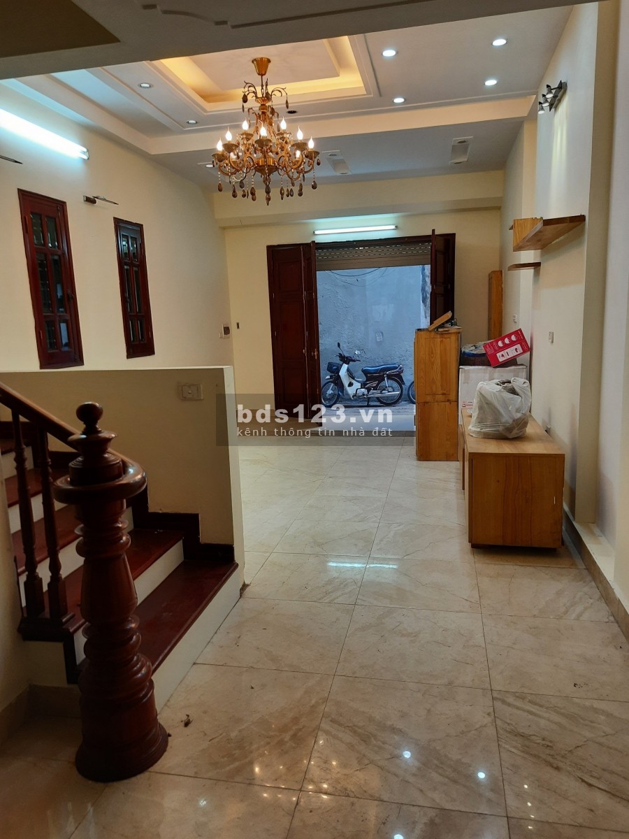 Cực Độc!!!Bán nhà ngõ 279 Trần Khát Chân, Hai Bà Trưng, 65m2x5T, giá 7,3 Tỷ, cách phố 30m