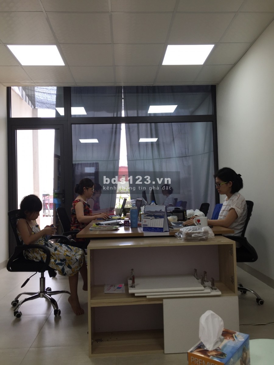 Sàn văn phòng 36 m2, 59 Trần Quang Diệu, phường Ô Chợ Dừa, Quận Đống Đa, Hà Nội.
