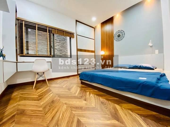 Bán CỰC GẤP trước Tết nhà siêu đẹp đón Tết đường Cống Lở, 60m2,4x15 5 tầng giá chỉ 5.9 tỷ TL