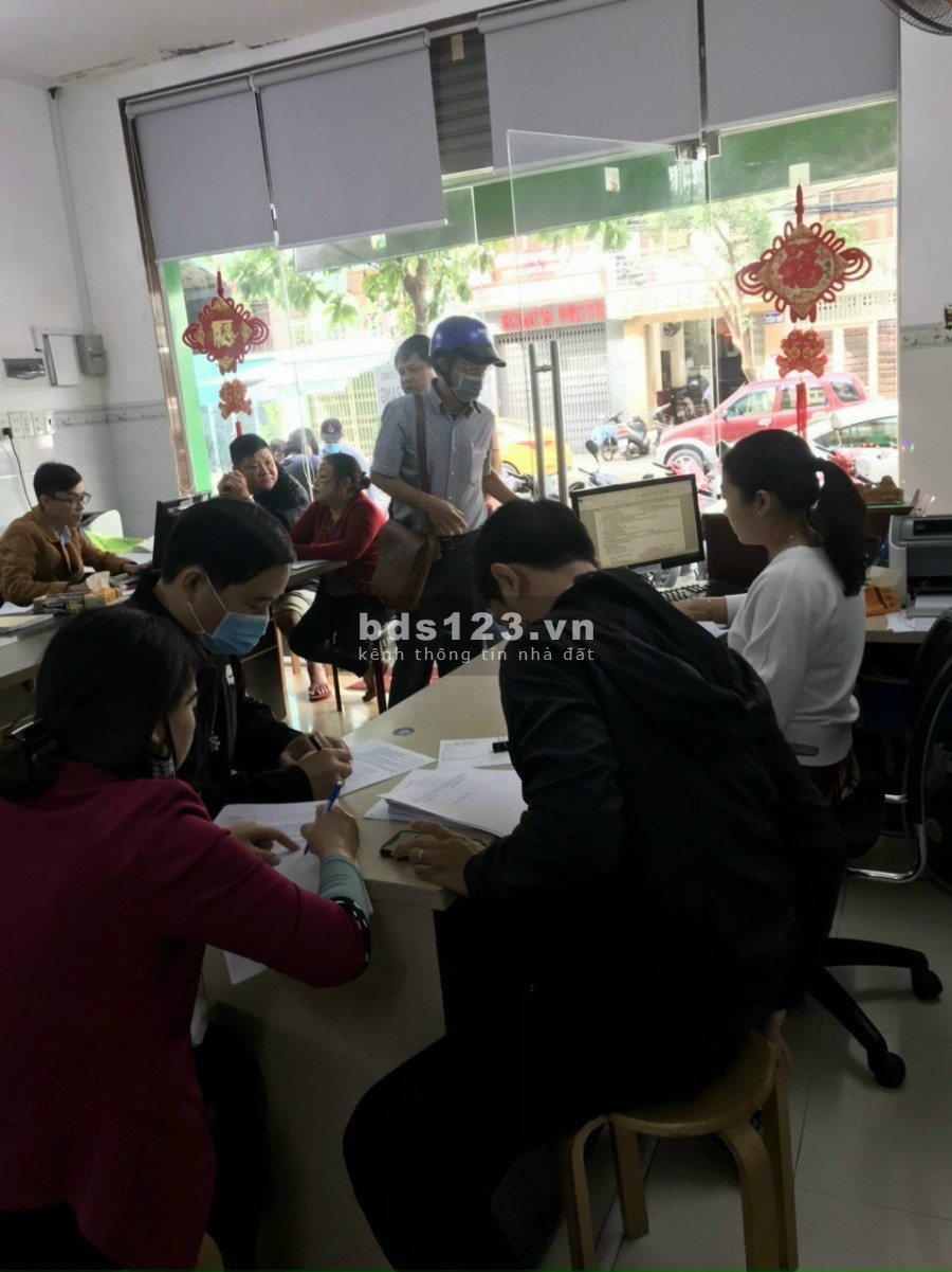 Đất giá rẻ, Chư sê, Gia lai. Dt: 300 m2 thổ cư