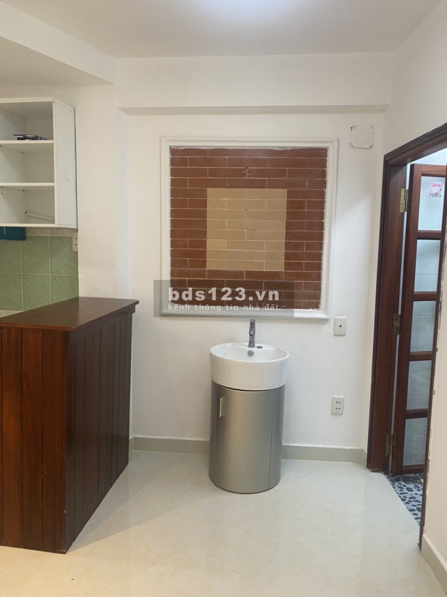 Bán Nhà Thích Quảng Đức, Quận Phú Nhuận Nhà Mới Vị Trí Thuận Lợi