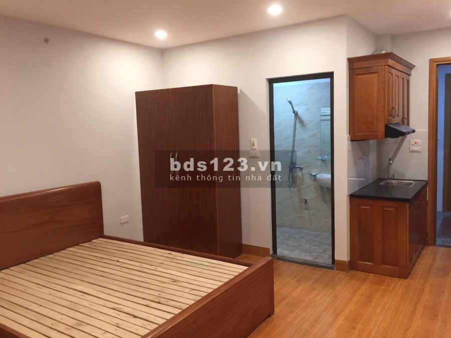 Bán Gấp Nhà CCMN Đường La Thành, 7 Tầng 100M2 MT 6M Giá chỉ 20 tỷ