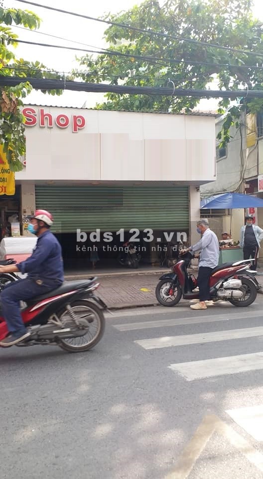 Đường Cách Mạng Tháng 8 dt: 5 x 14 đắc địa
