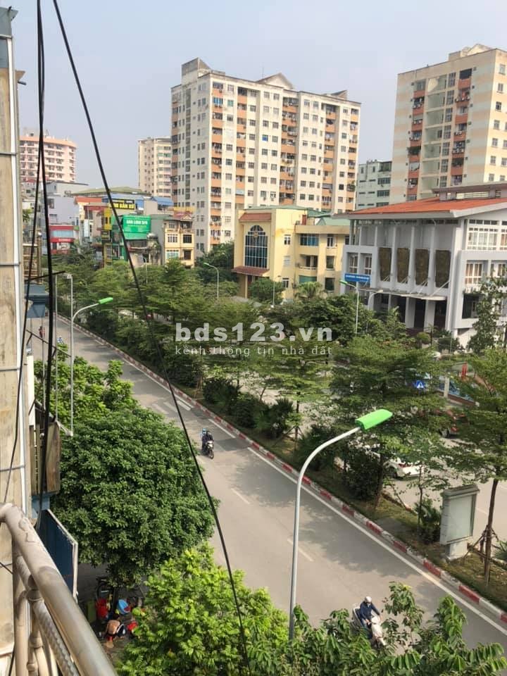 Mặt phố Nguyễn Phong Sắc Cầu Giấy, 50m, 5T, 14 tỷ: LH 0933967666.