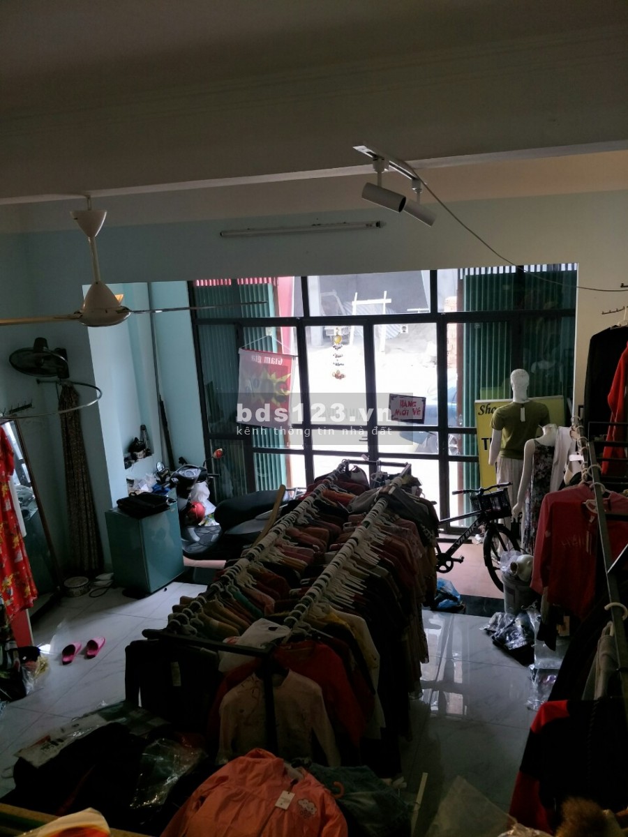 Bán nhà khu đấu giá Phúc Lợi 75m2 x 3 tầng, 5.5m MT, giá 6.35 Vỉa hè, Kinh doanh.