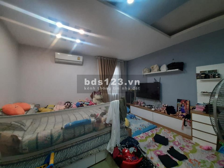 Bán nhà Phố Đình Ngang, Q. Hoàn Kiếm DT 36m2x5 tầng. LH: 0846 282 986.