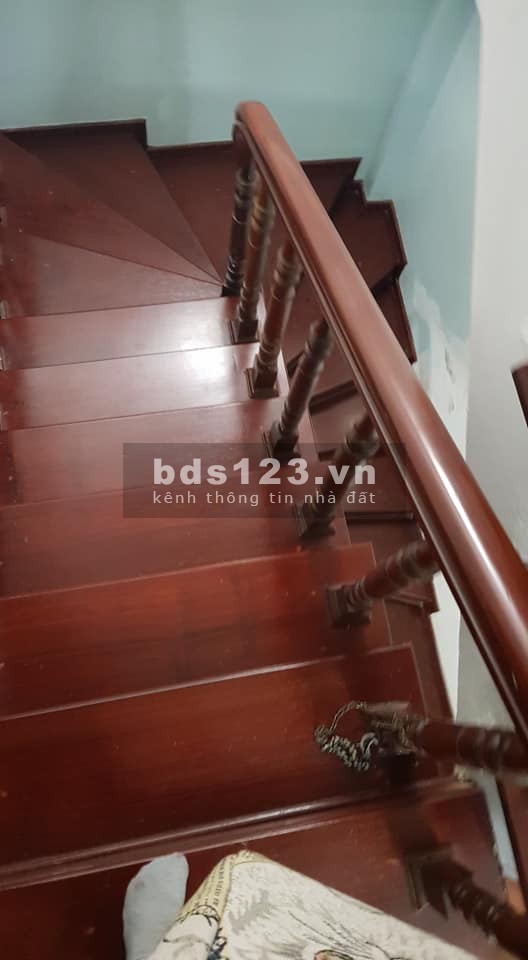 Bán gấp nhà Khương Đình, Thanh Xuân 36m 5T MT4m 2.9 tỷ, ngõ rộng, gần phố