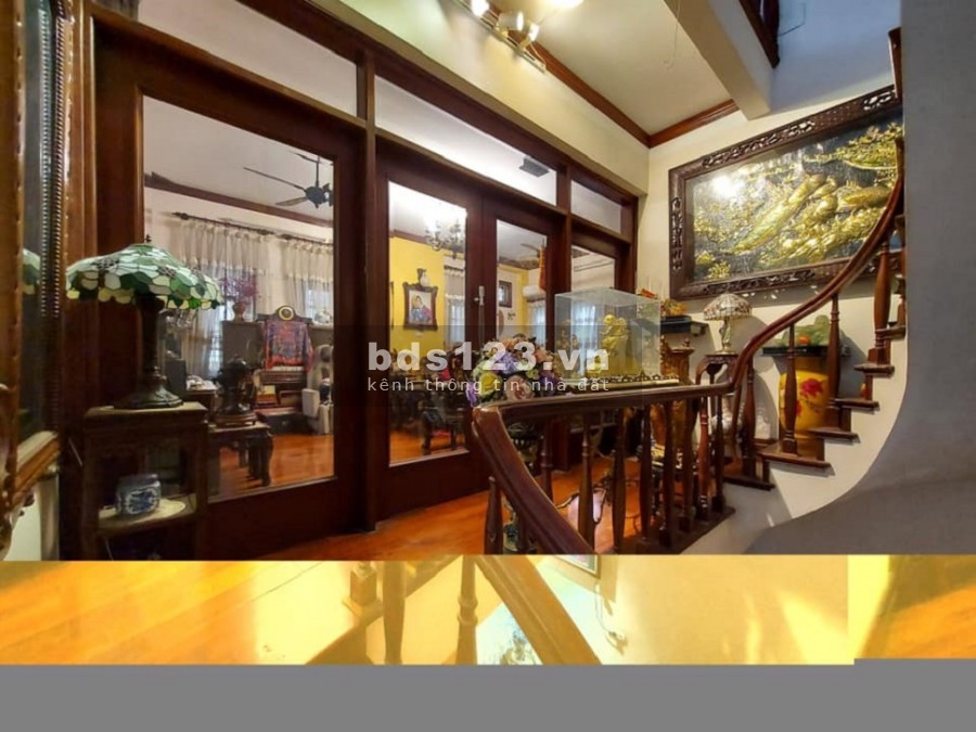 Mặt phố Tương Mai, Hoàng Mai 168m, mặt tiền 11m, nhỉnh 19 tỷ, vỉa hè KD sầm uất