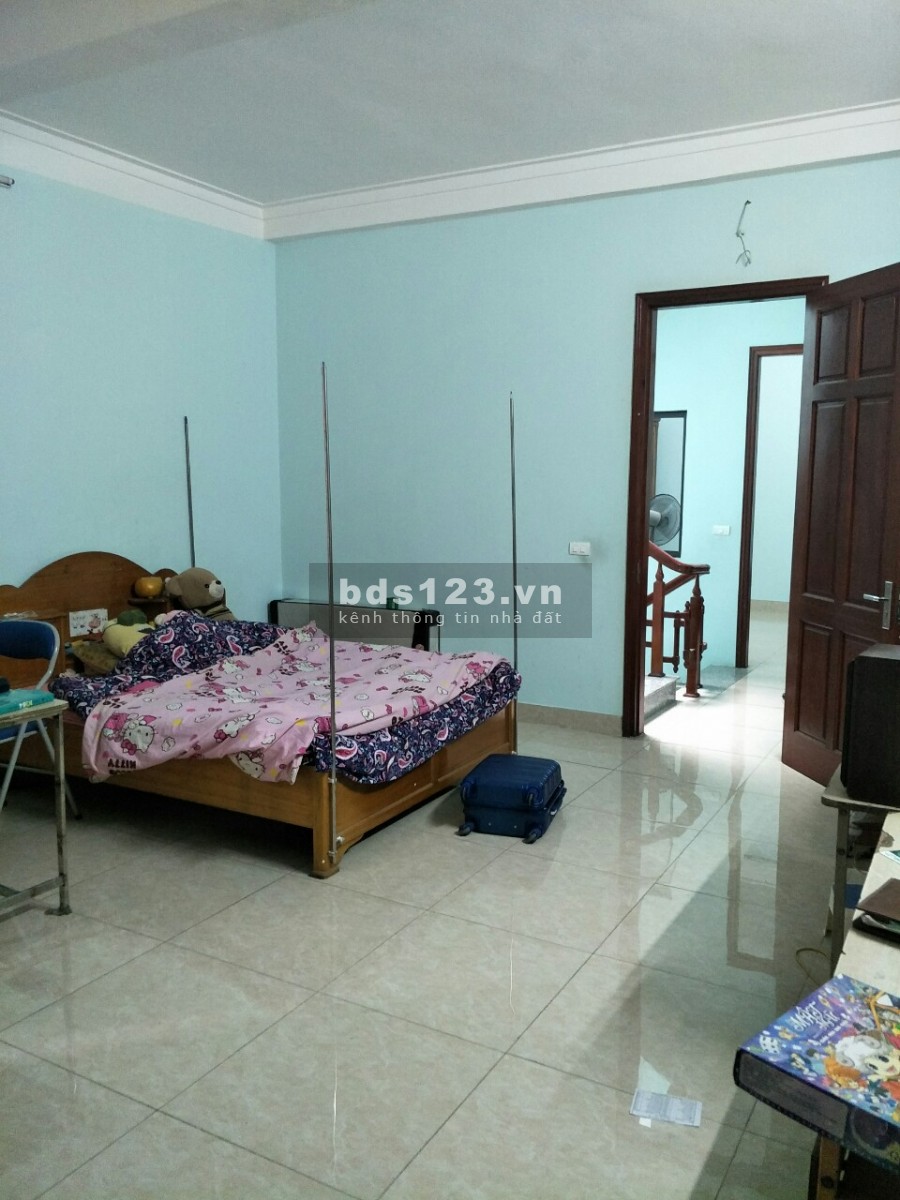 Bán nhà khu đấu giá Phúc Lợi 75m2 x 3 tầng, 5.5m MT, giá 6.35 Vỉa hè, Kinh doanh.
