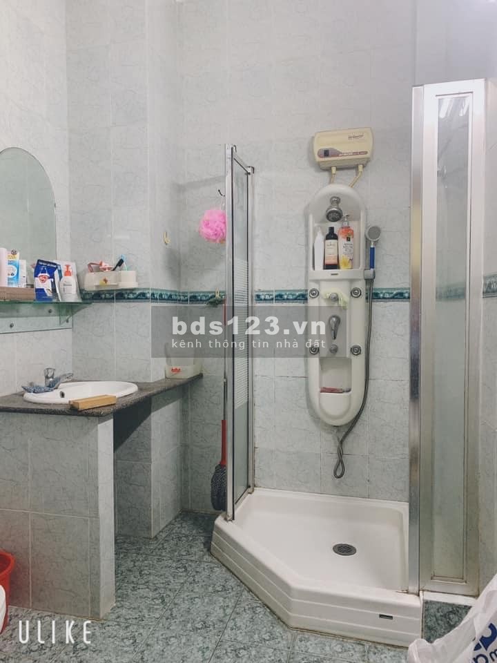 Bán nhà gấp, Lê Đình Thám, Tân Phú 1 trệt, 2 lầu,Dt: 44m2, chỉ 3tỷ1
