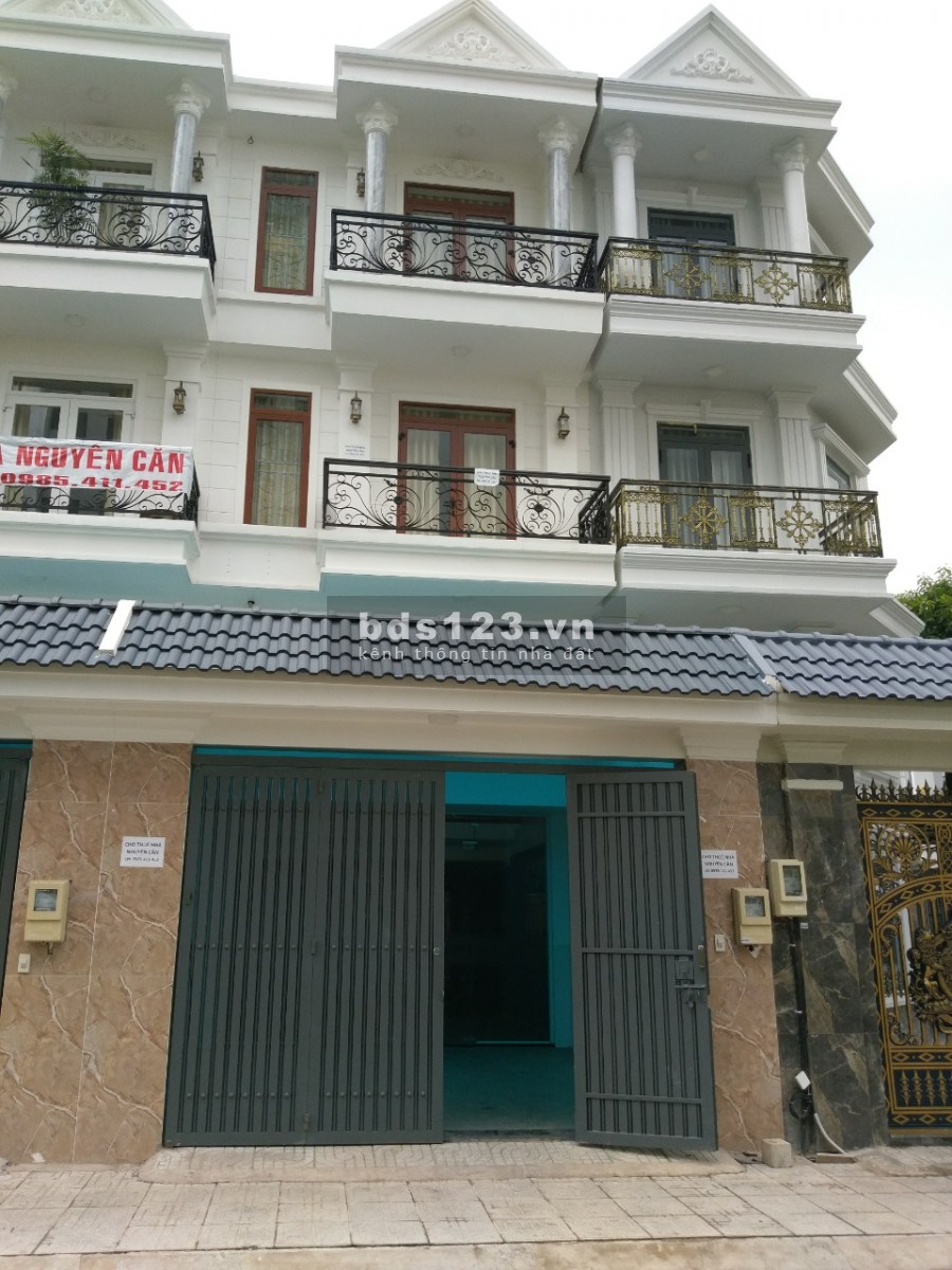 Cho thuê nhà 688/ Lê Đức Thọ, 5x26 1 trệt 1 lững, 3 lầu 7 phòng 8Wc, 30tr