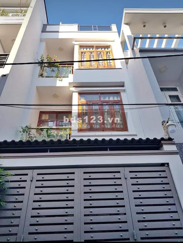 Bán nhà hẻm 290 Nam Kỳ Khởi Nghĩa Quận 3, 4 tầng 36 m, giá 5,5 tỷ.