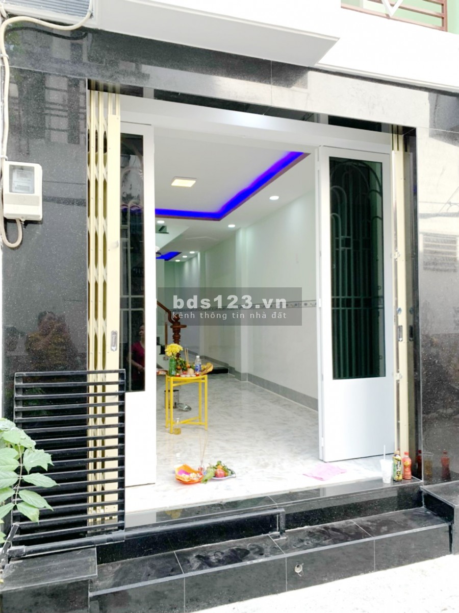 Nhà 2 lầu hẻm 4m 56 Bùi Minh Trực Phường 5 Quận 8
