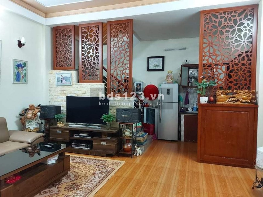 Nhà ngõ 38 Xuân La, Tây Hồ 35m2 x 4 tầng, mặt tiền 5.5m giá 3.45 tỷ, cách Võ Chí Công 20m
