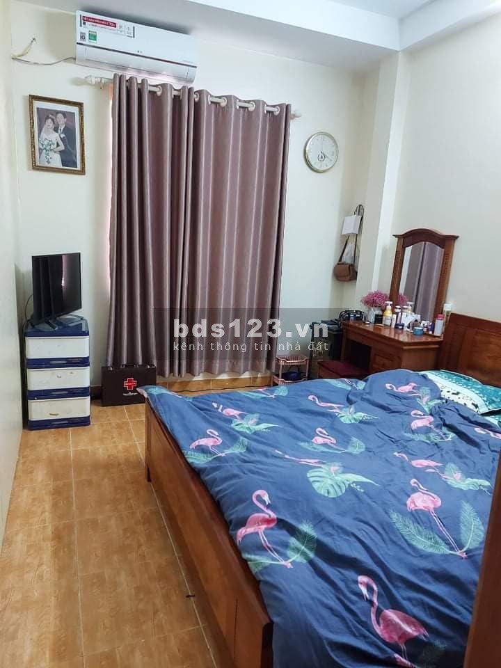 Nhà ngõ 38 Xuân La, Tây Hồ 35m2 x 4 tầng, mặt tiền 5.5m giá 3.45 tỷ, cách Võ Chí Công 20m